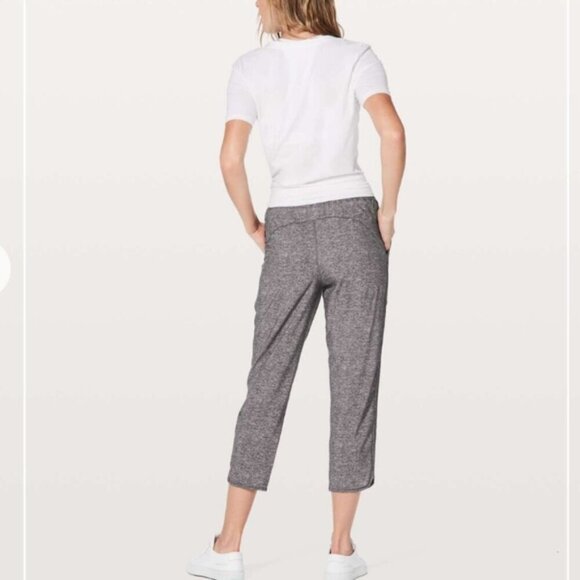 Lululemon Final Play Heather Lux Multi Black Cropped Pant Size 8 - Picture 2 of 12